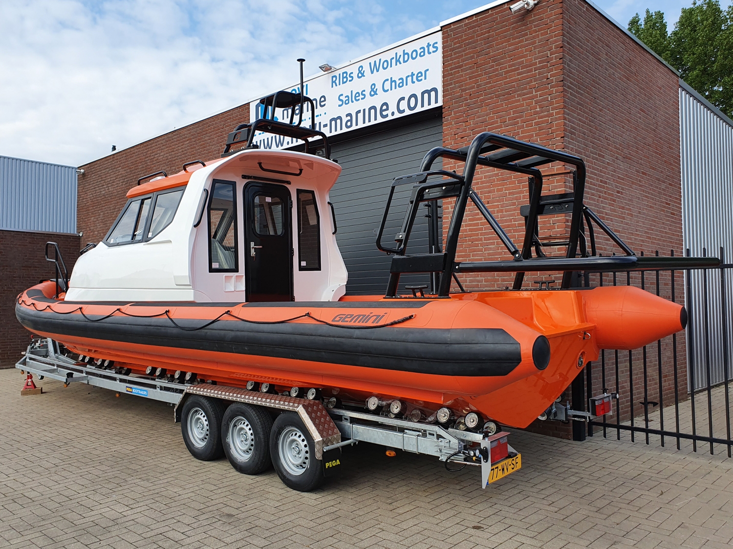 Gemini WR1060 GRP Cabin RIB for sale or charter c novi marine